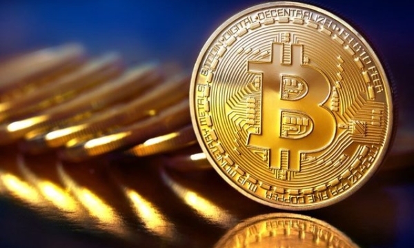 Por qué los inversores en Bitcoin compran oro